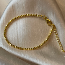 Load image into Gallery viewer, Gold Vermeil Bead Bracelet
